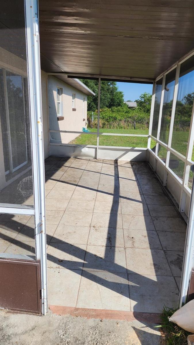 Image 4 of 4 For 4724 Manatee Drive