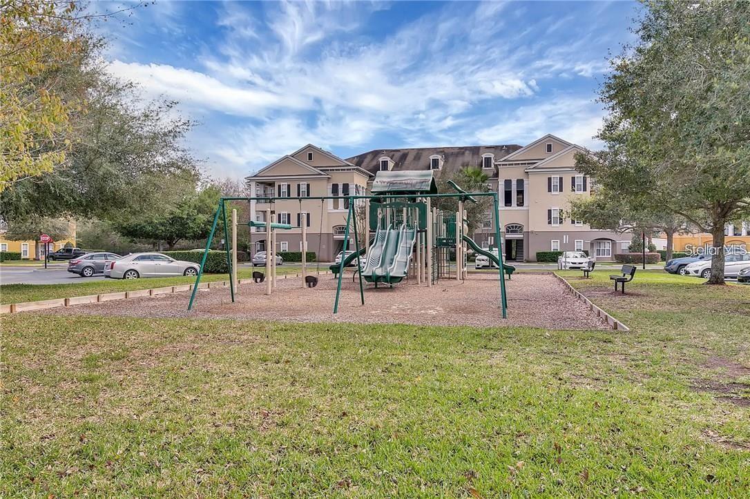 Image 18 of 24 For 3593 Conroy Road 416