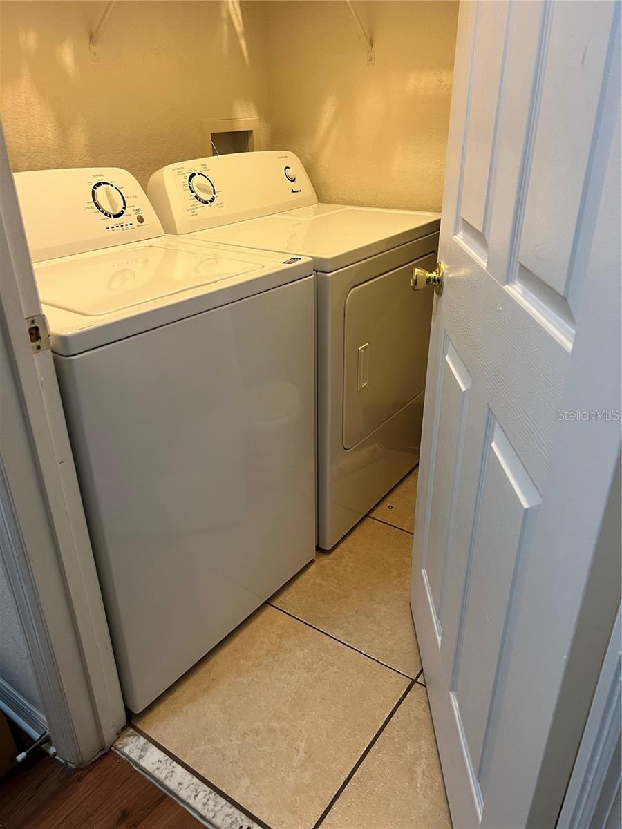 Image 7 of 17 For 3593 Conroy Road 416