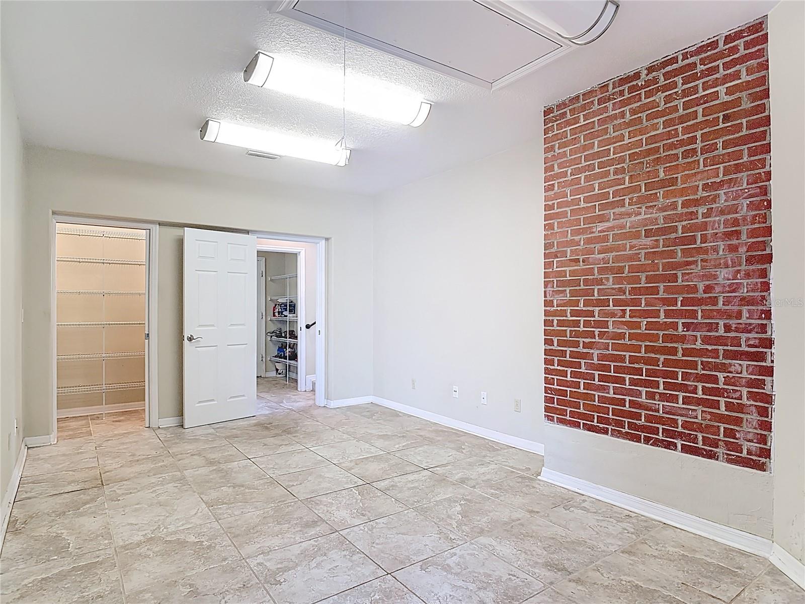 Image 41 of 94 For 2306 Halifax Drive