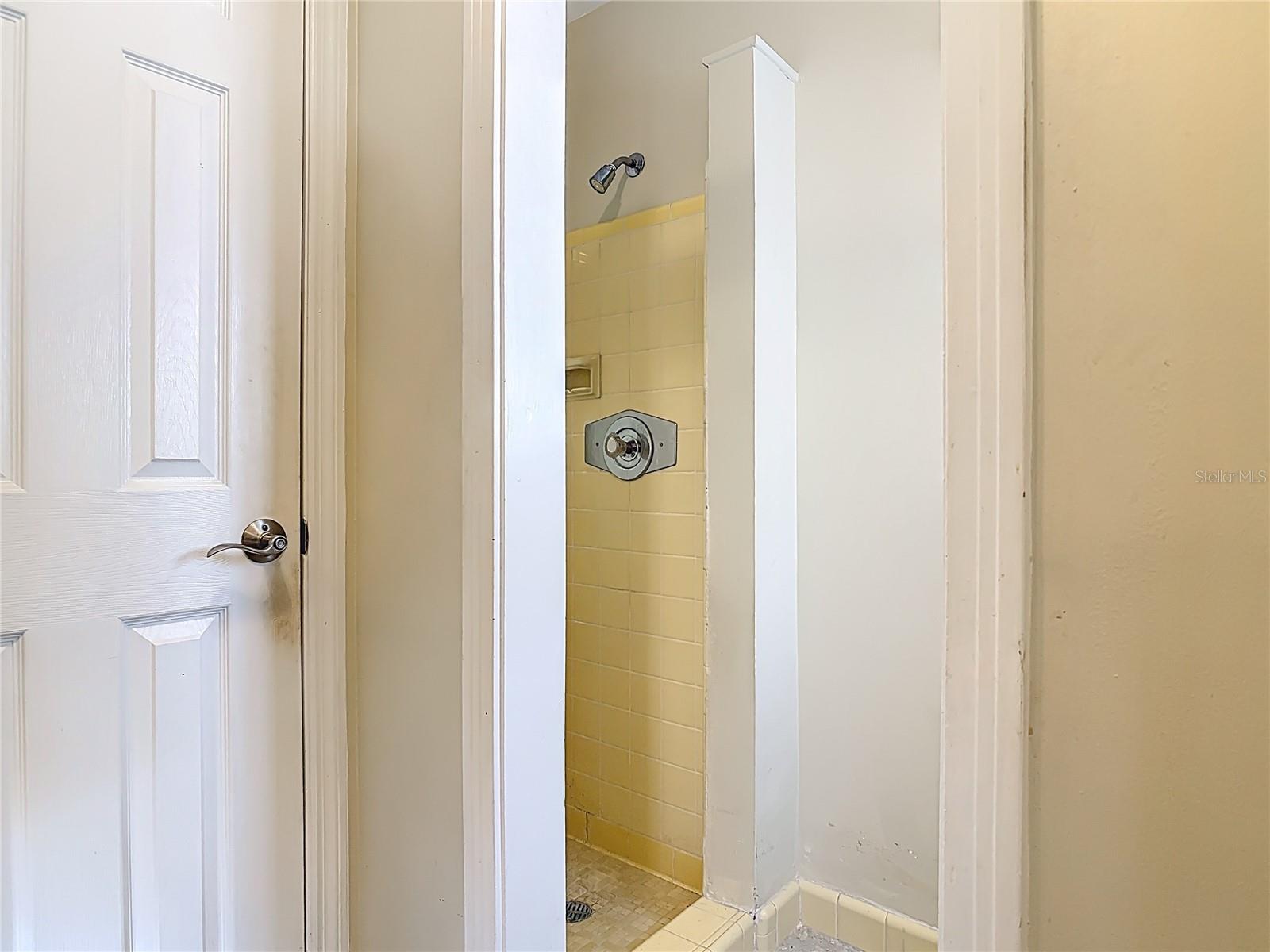 Image 43 of 94 For 2306 Halifax Drive