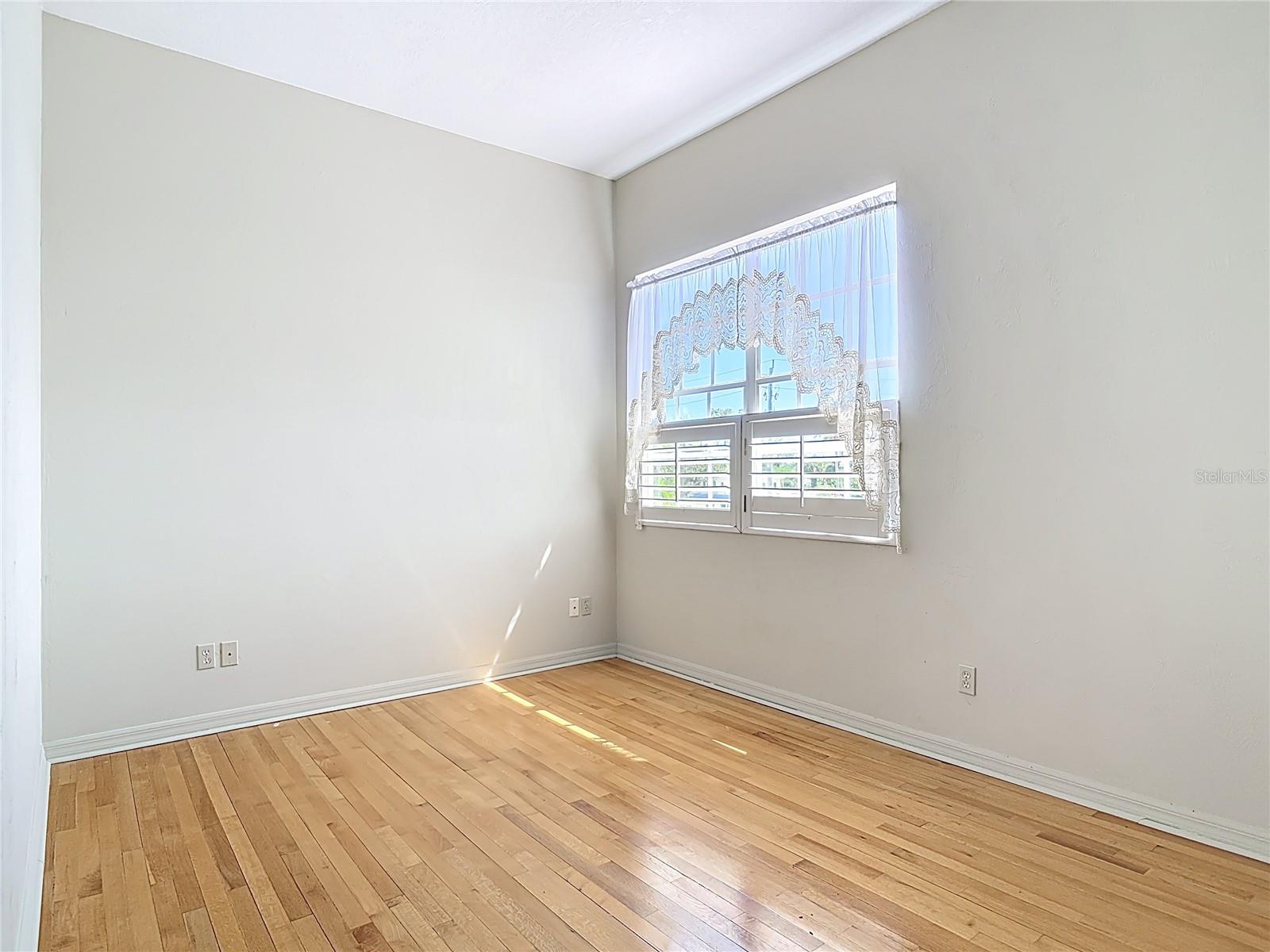 Image 62 of 94 For 2306 Halifax Drive