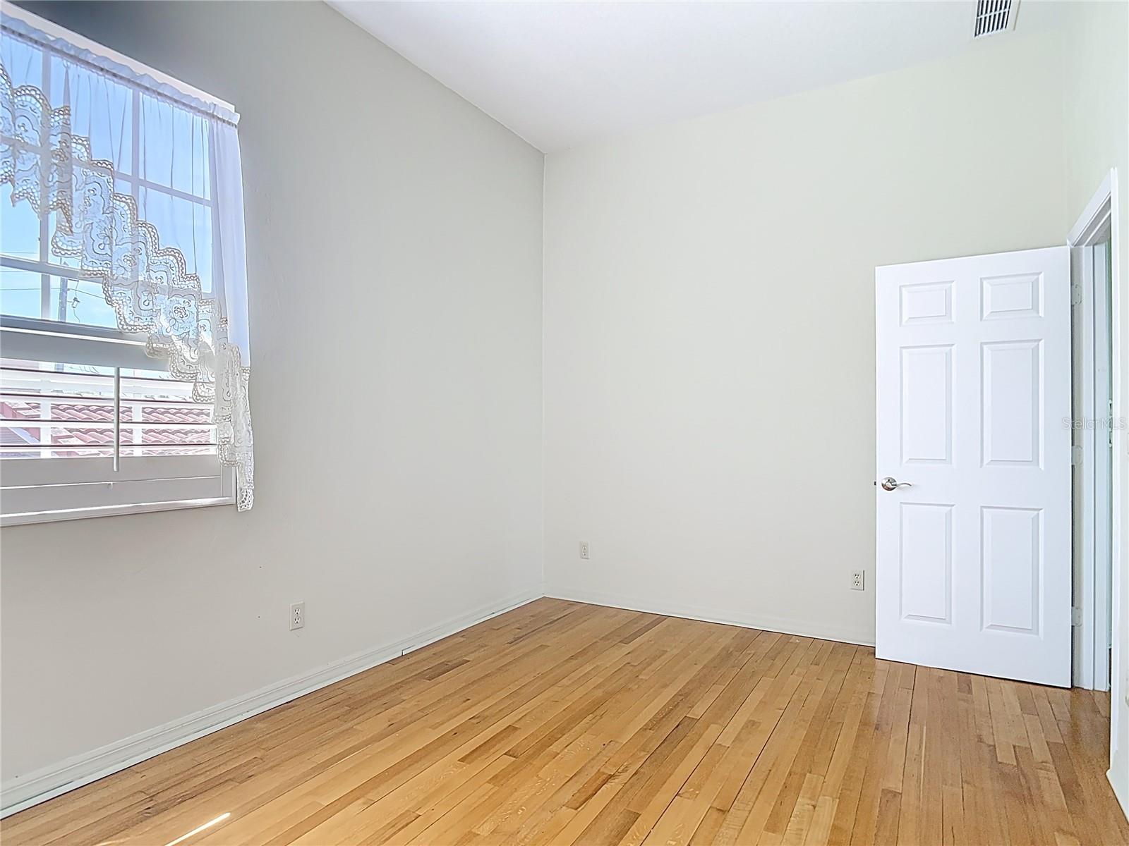 Image 65 of 94 For 2306 Halifax Drive