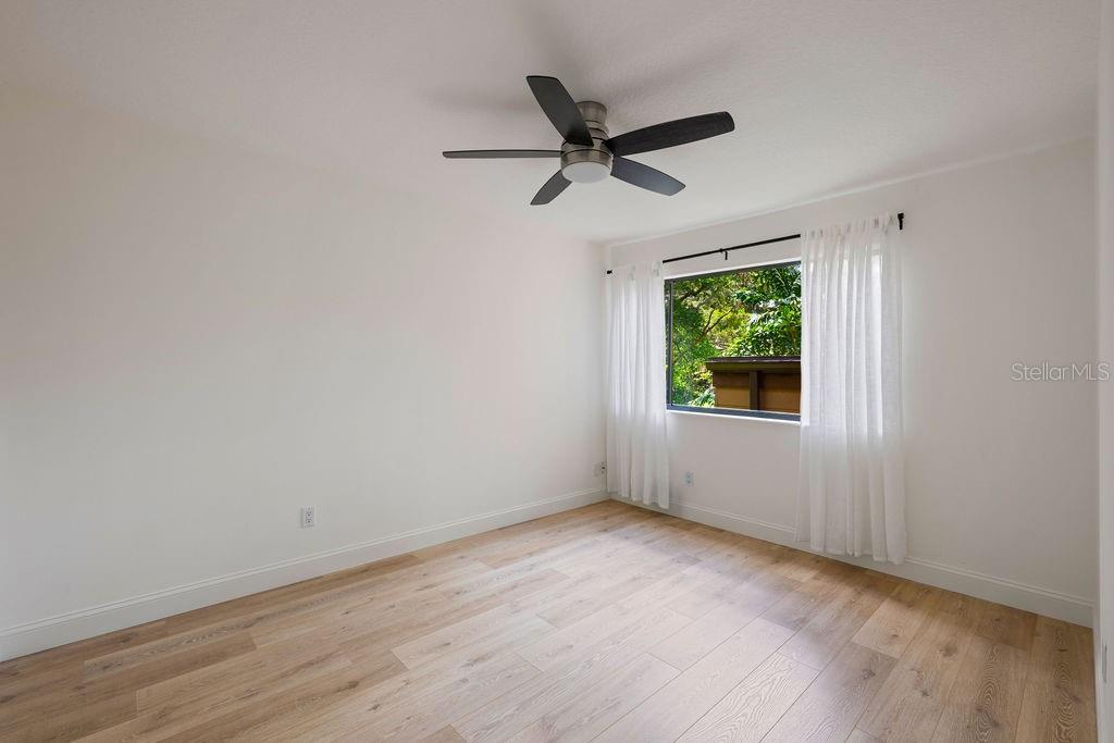 Image 40 of 63 For 128 Woodmill Road