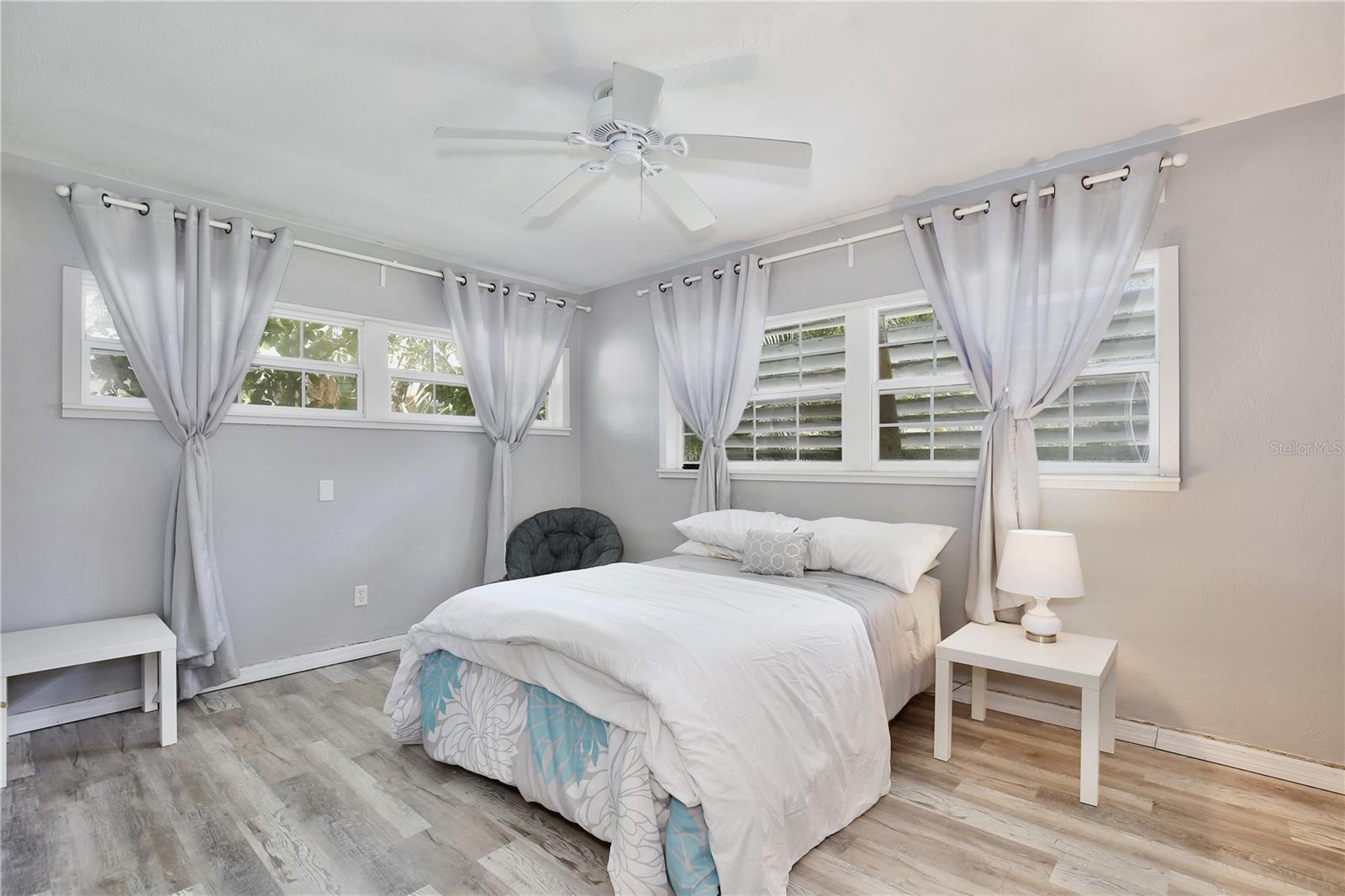 Image 30 of 51 For 2118 Hargill Drive