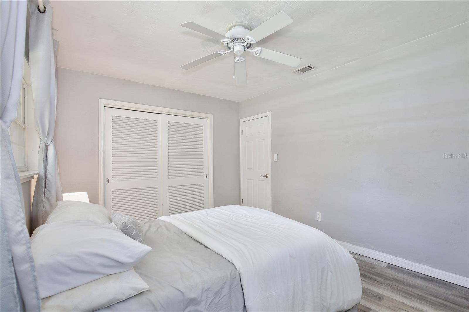 Image 31 of 51 For 2118 Hargill Drive