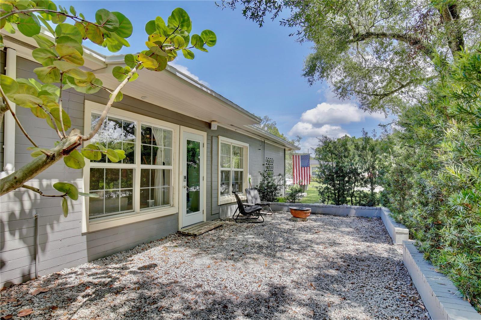 Image 41 of 51 For 2118 Hargill Drive