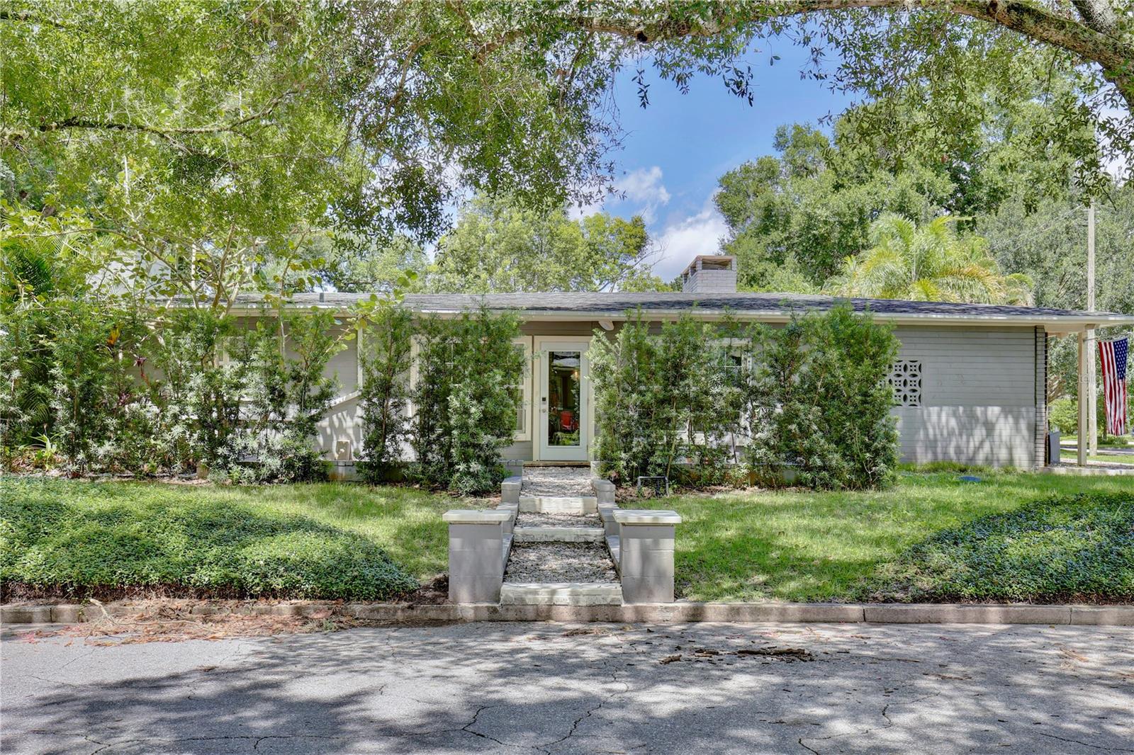 Image 43 of 51 For 2118 Hargill Drive