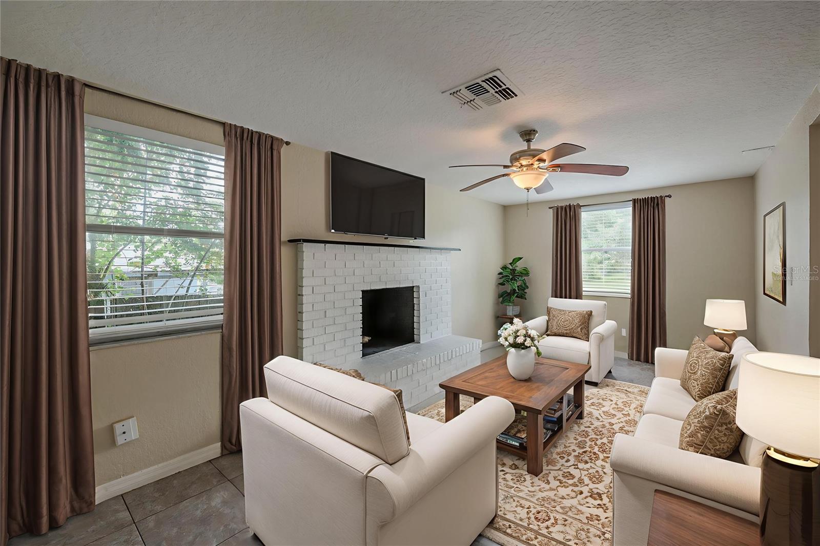 Image 22 of 56 For 5614 Lunsford Drive