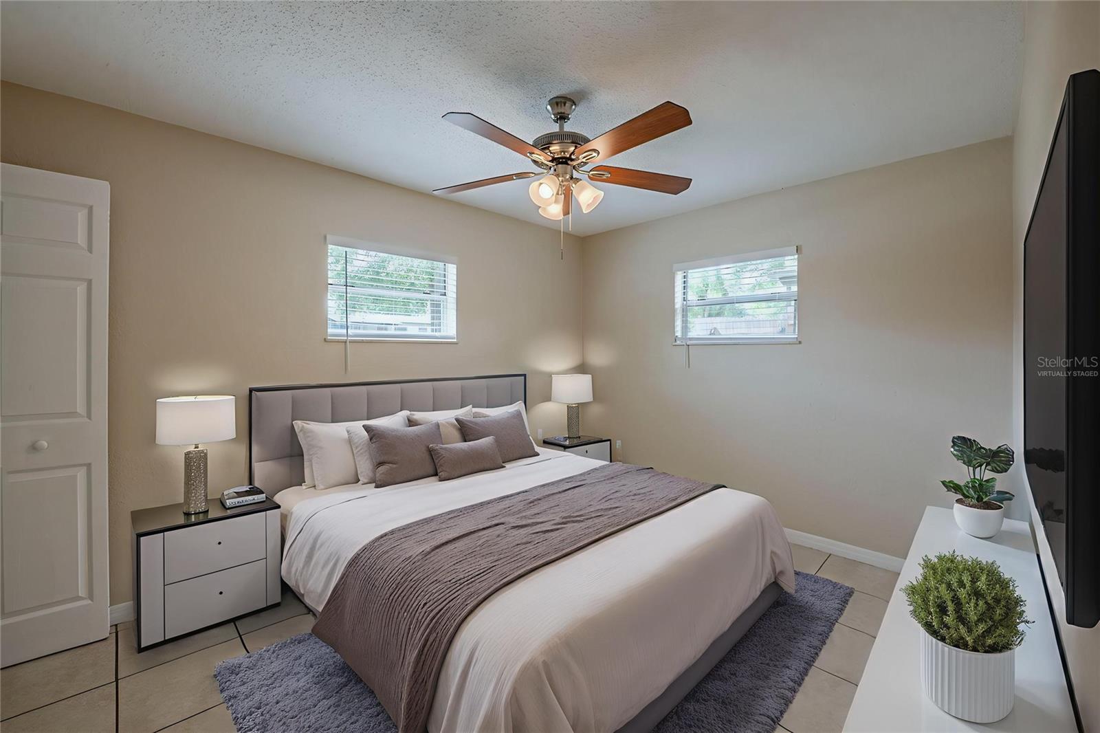 Image 33 of 56 For 5614 Lunsford Drive