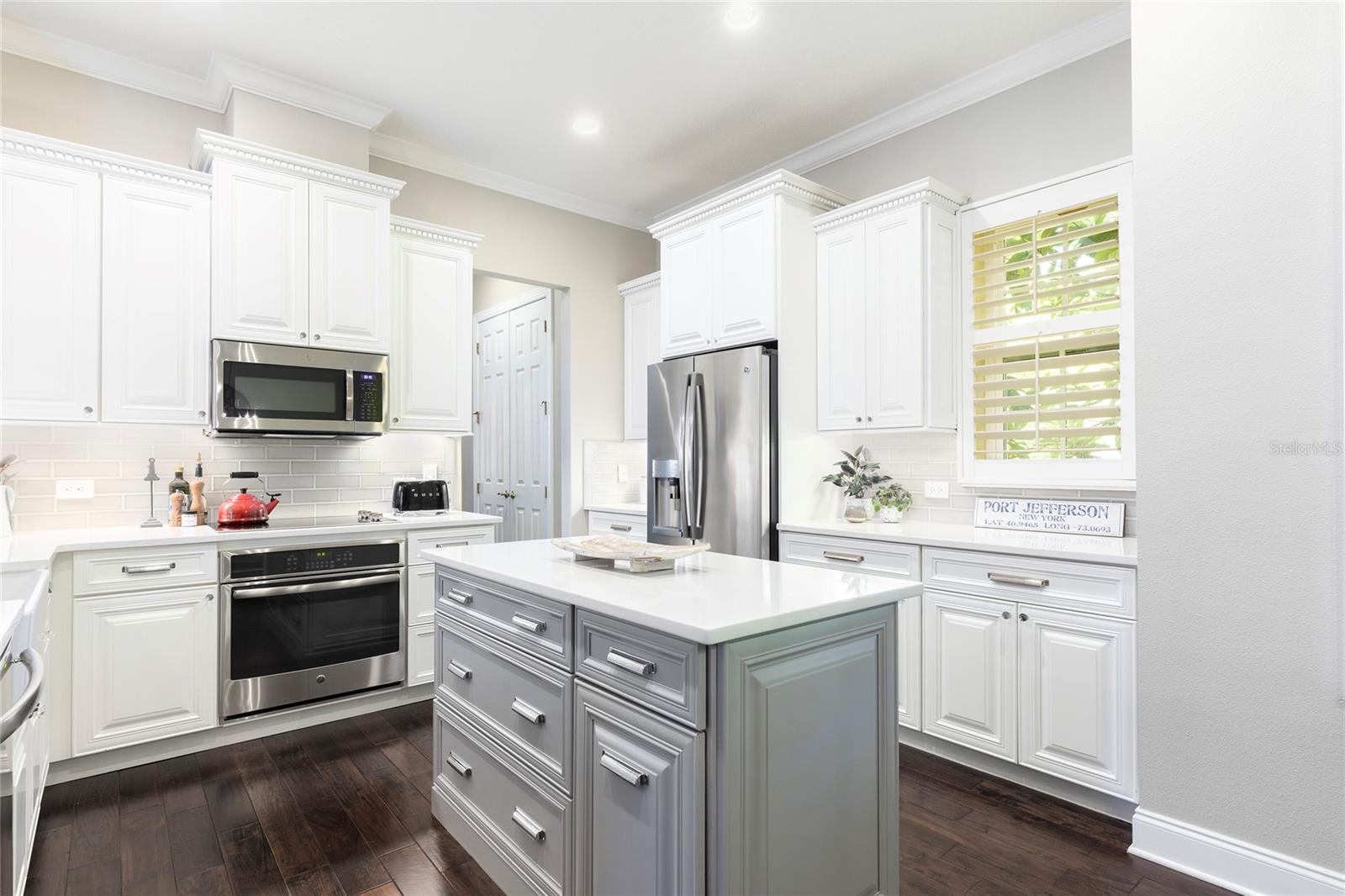 Image 9 of 41 For 2183 Osprey Avenue