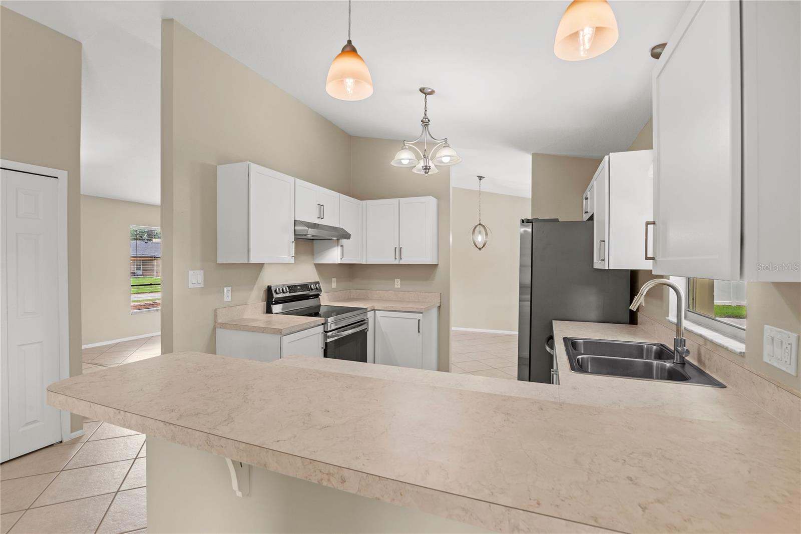 Image 15 of 40 For 739 Mimosa Court