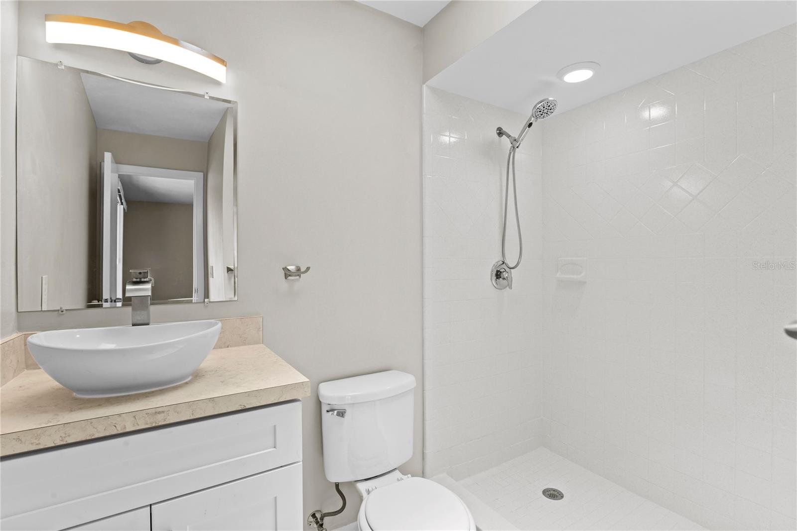 Image 21 of 40 For 739 Mimosa Court