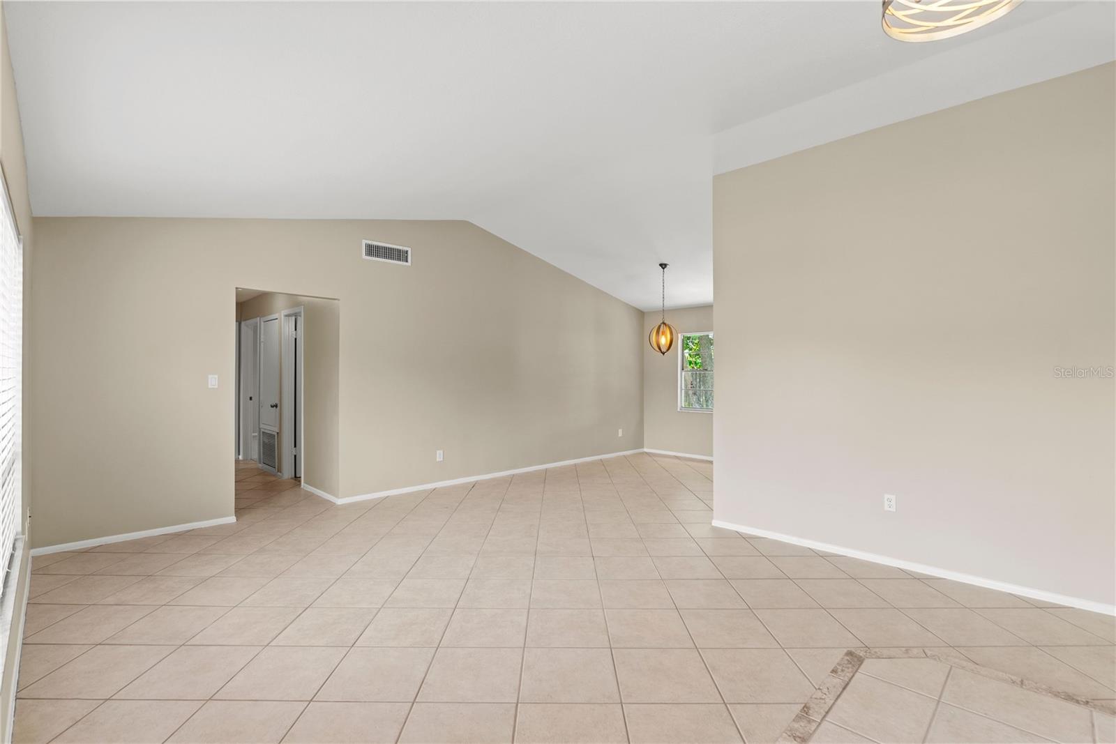 Image 29 of 40 For 739 Mimosa Court