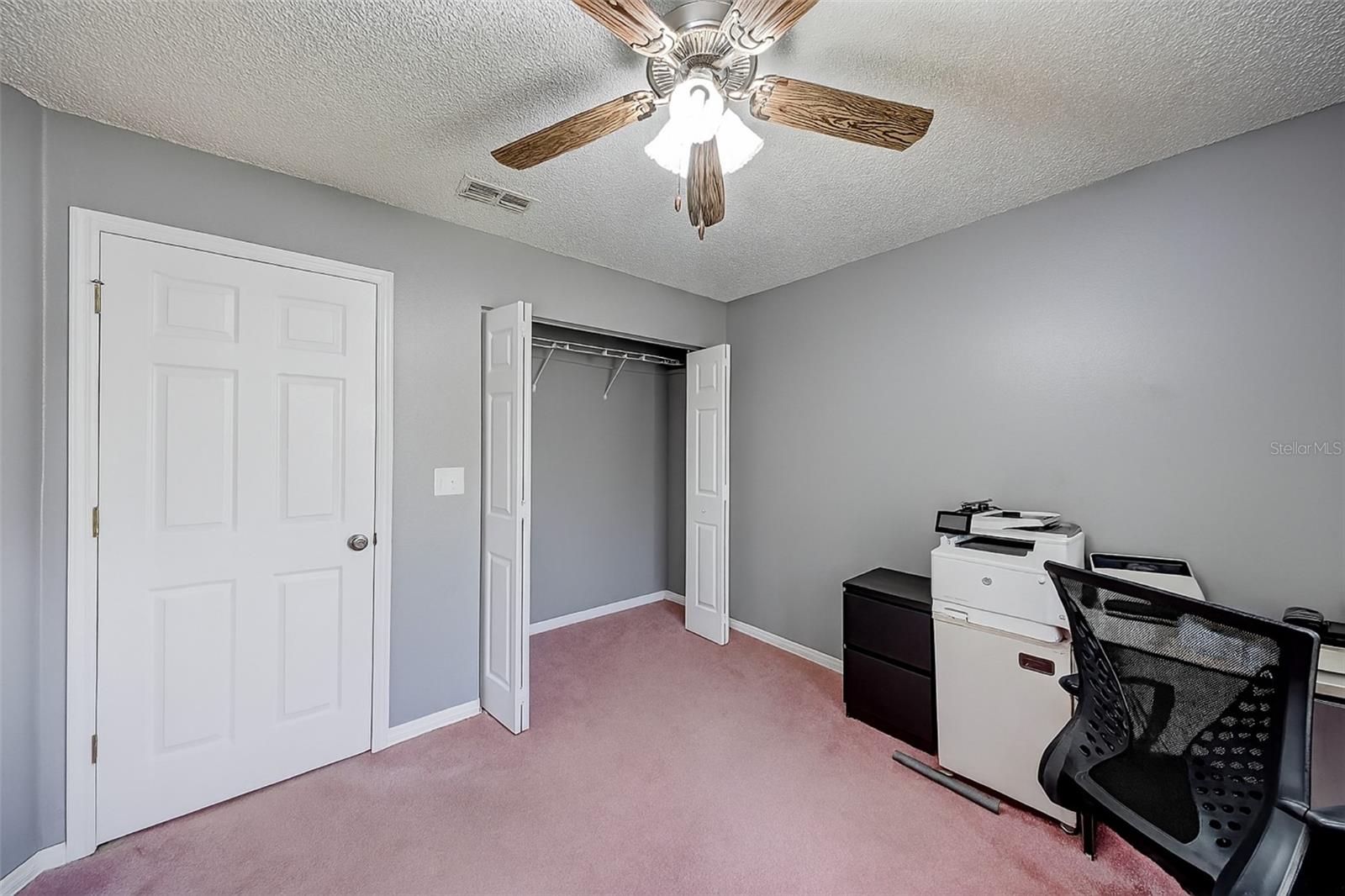 Image 14 of 24 For 618 Parakeet Court