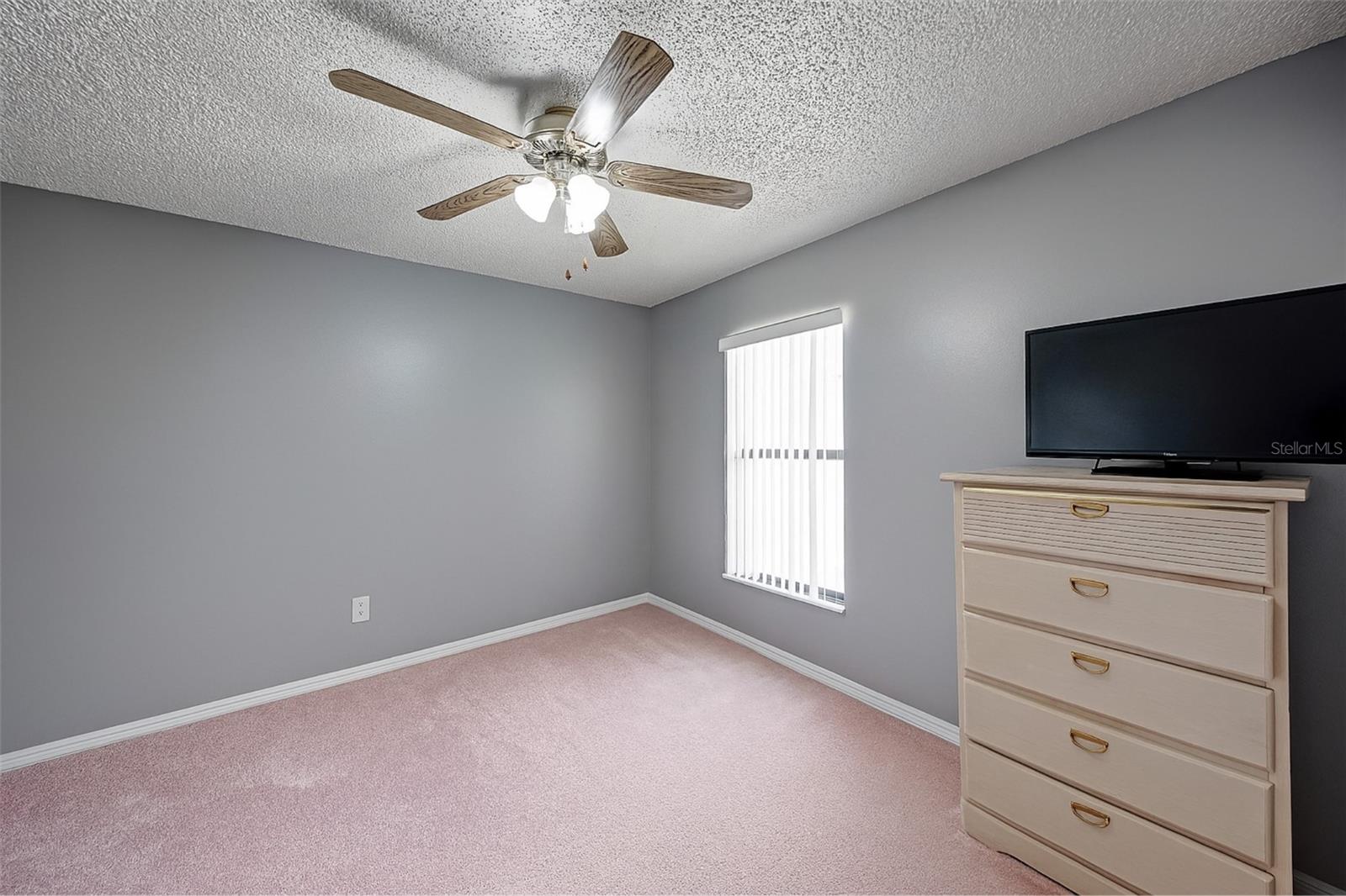 Image 15 of 24 For 618 Parakeet Court