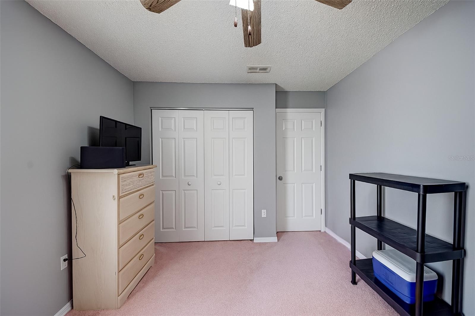 Image 16 of 24 For 618 Parakeet Court