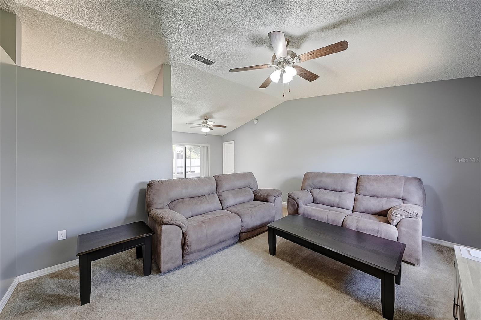 Image 5 of 24 For 618 Parakeet Court