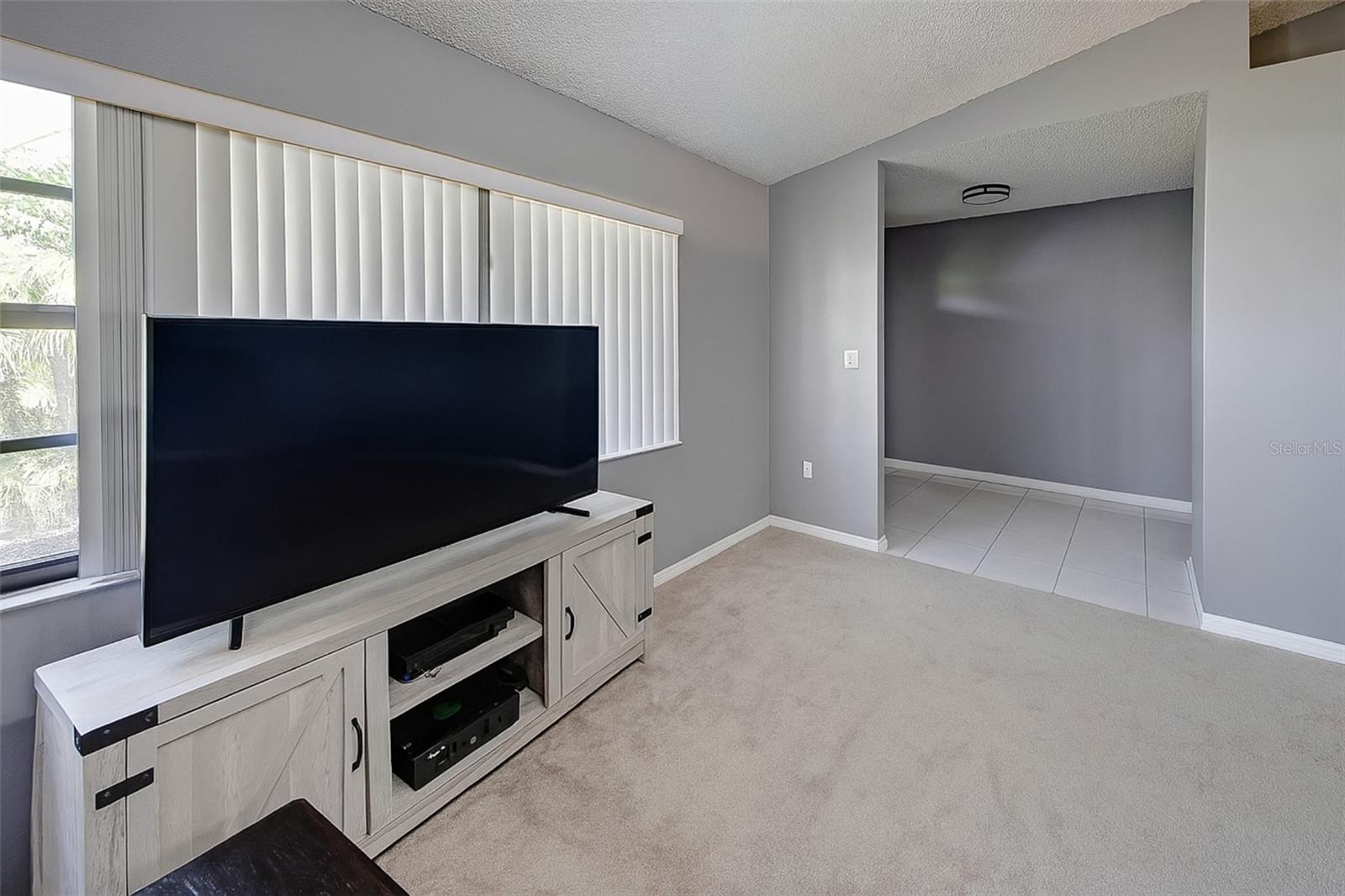 Image 6 of 24 For 618 Parakeet Court