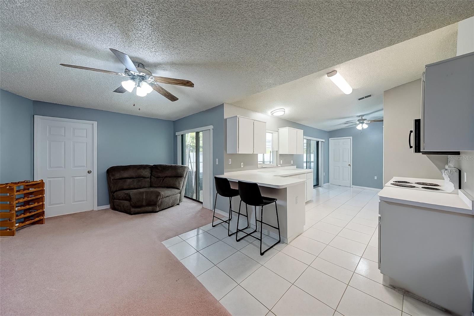 Image 7 of 24 For 618 Parakeet Court