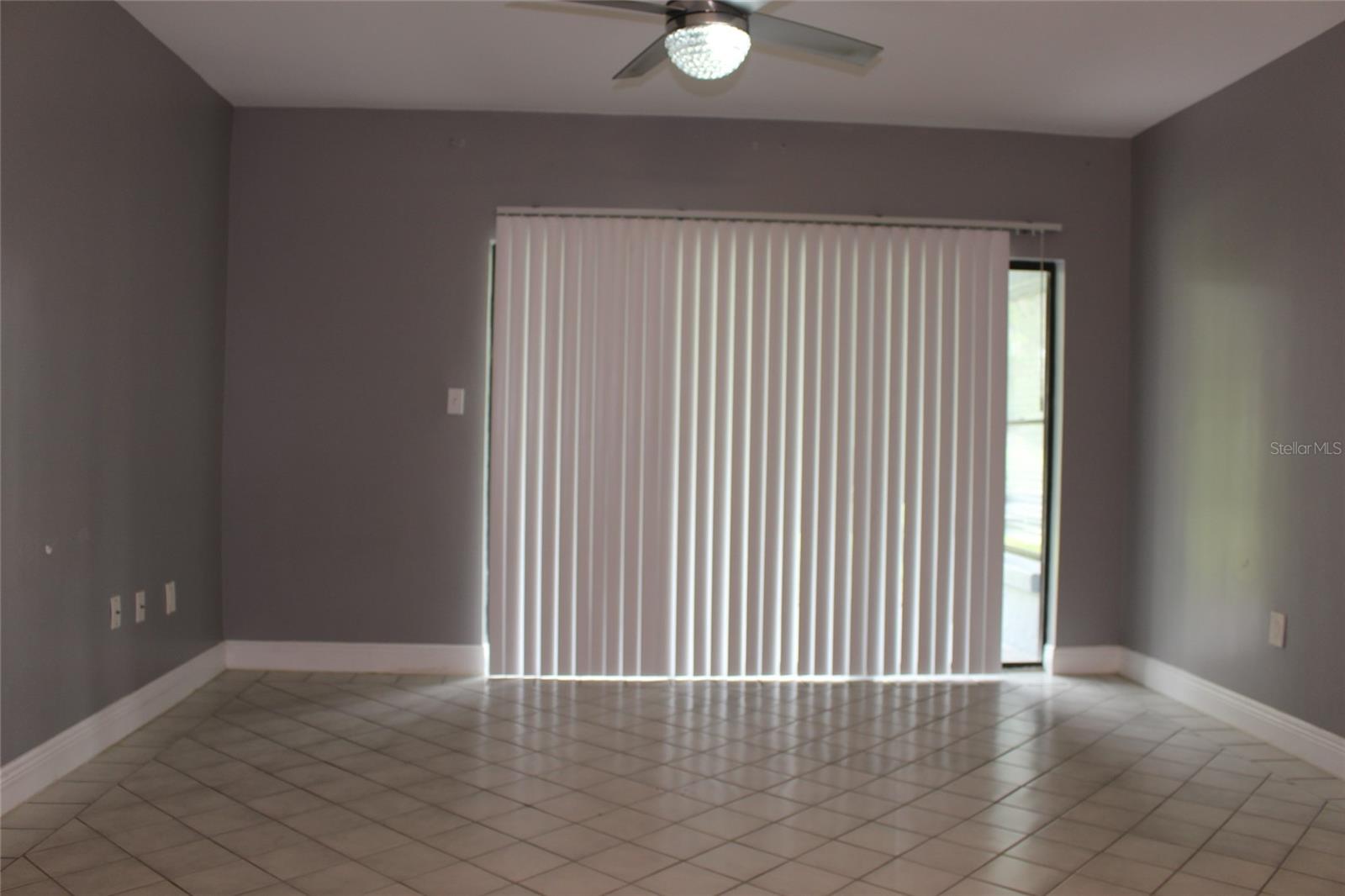 Image 7 of 24 For 4753 Chevy Place 1