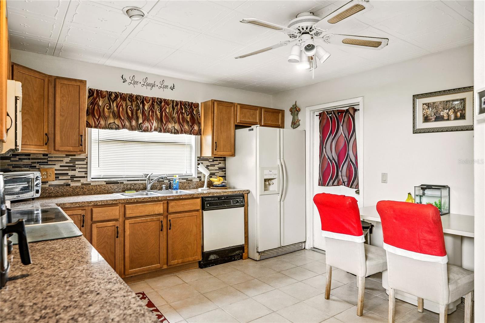 Image 9 of 23 For 388 Mainsail Court