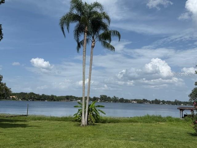 Image 3 of 11 For 1441 Balmy Beach Drive
