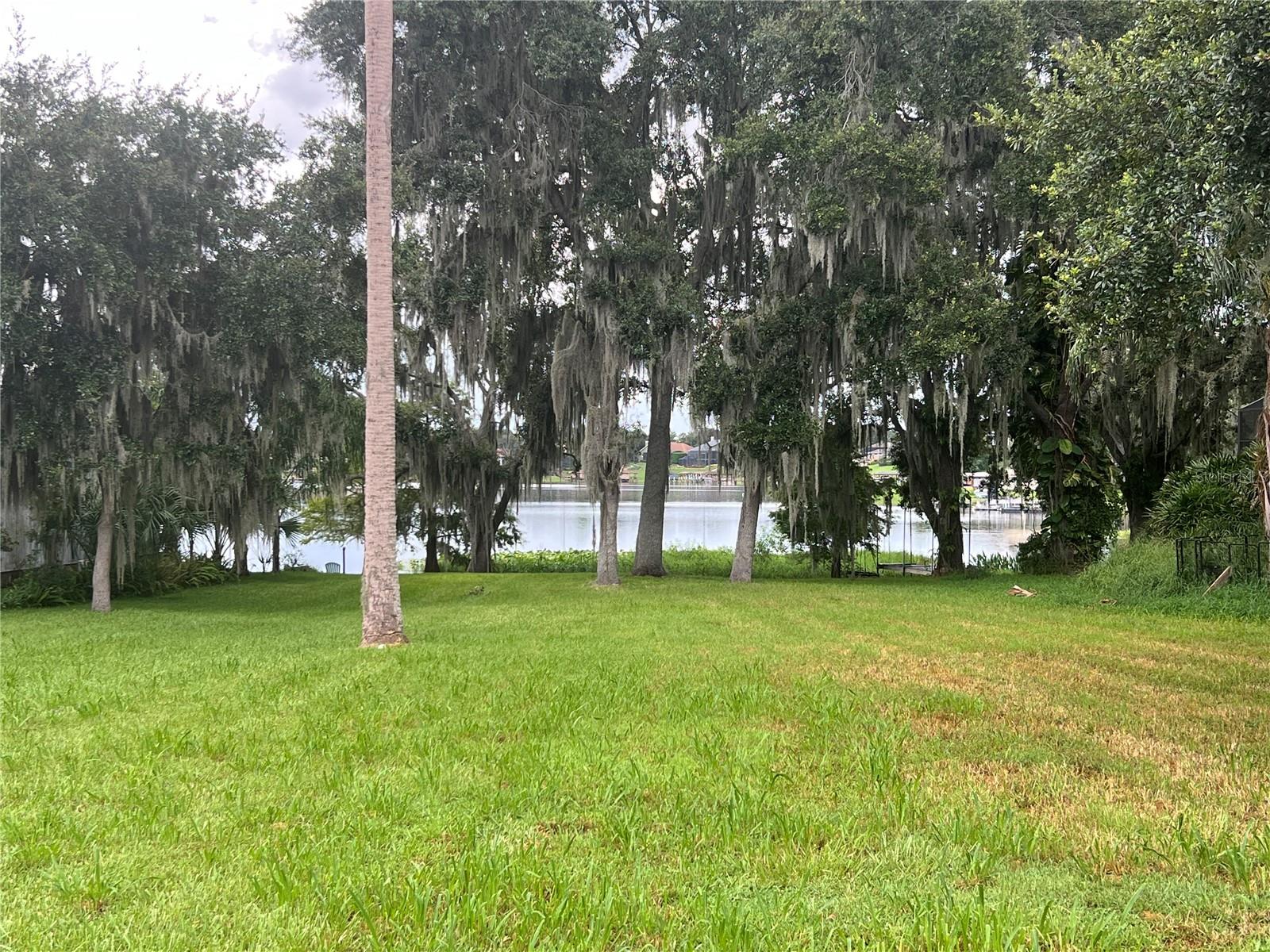 Image 4 of 7 For 108 Live Oak Road