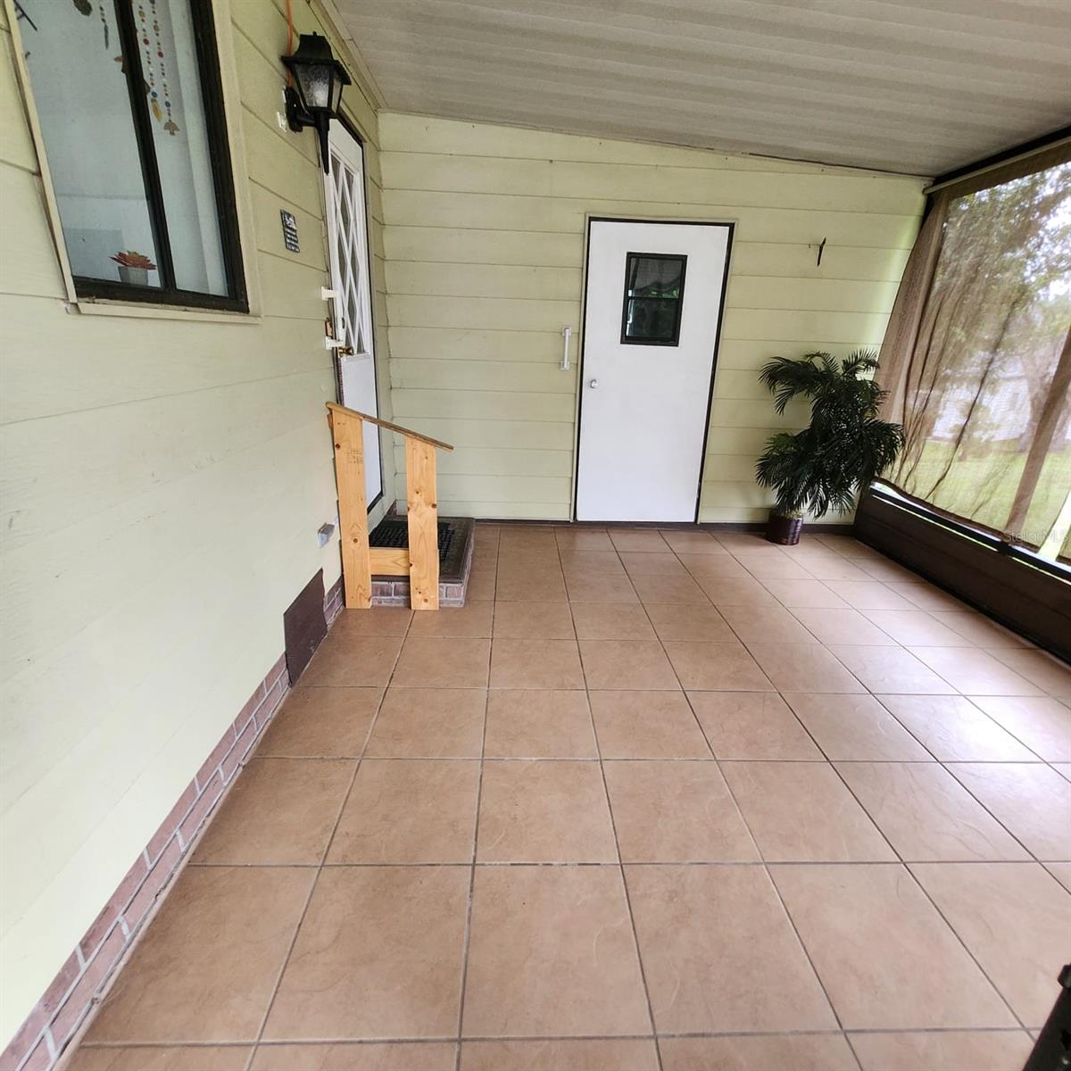 Image 12 of 43 For 1012 Parker Place