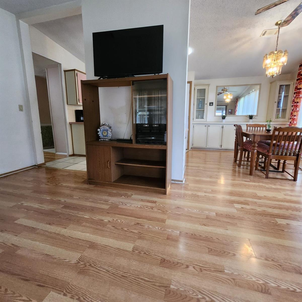 Image 13 of 43 For 1012 Parker Place