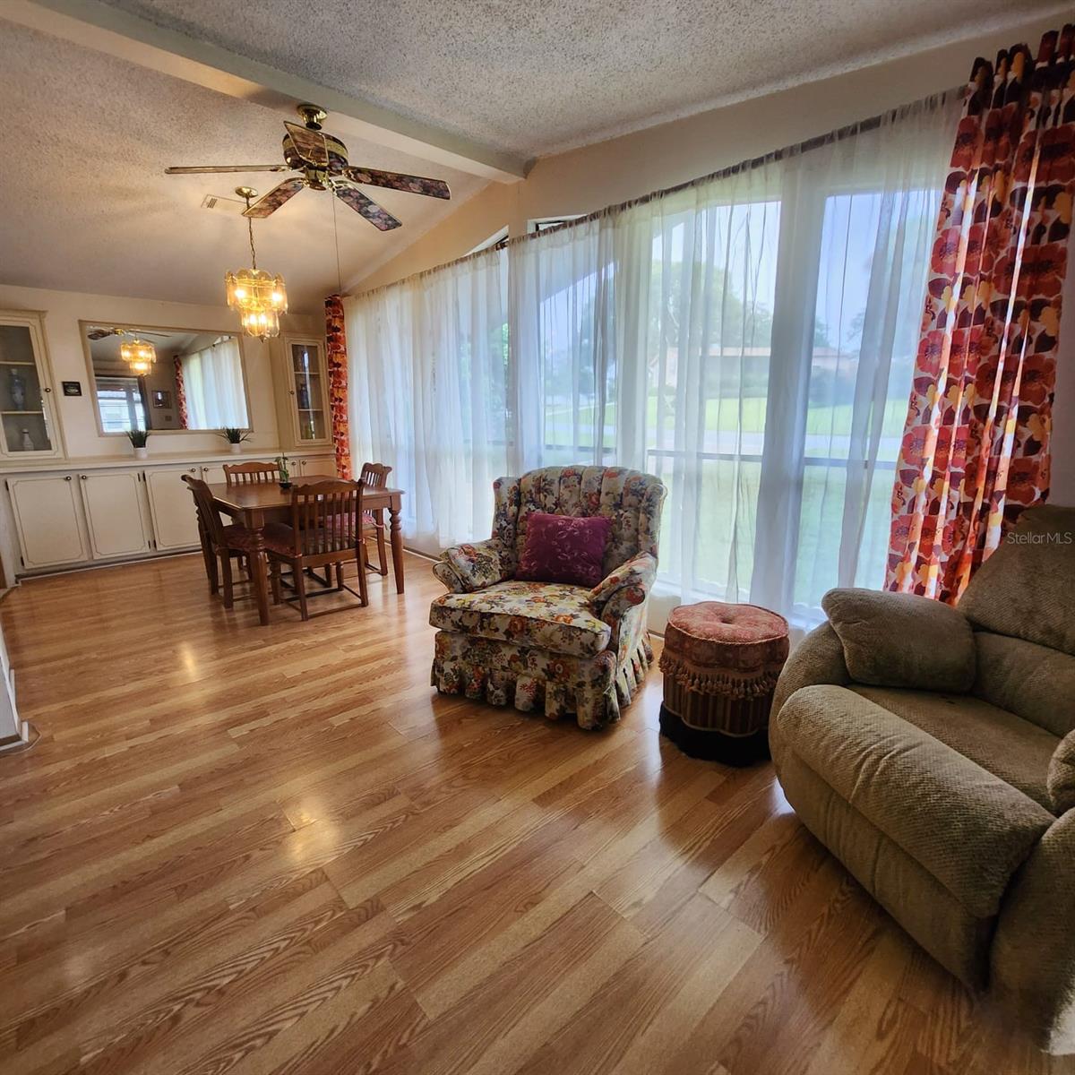 Image 16 of 43 For 1012 Parker Place