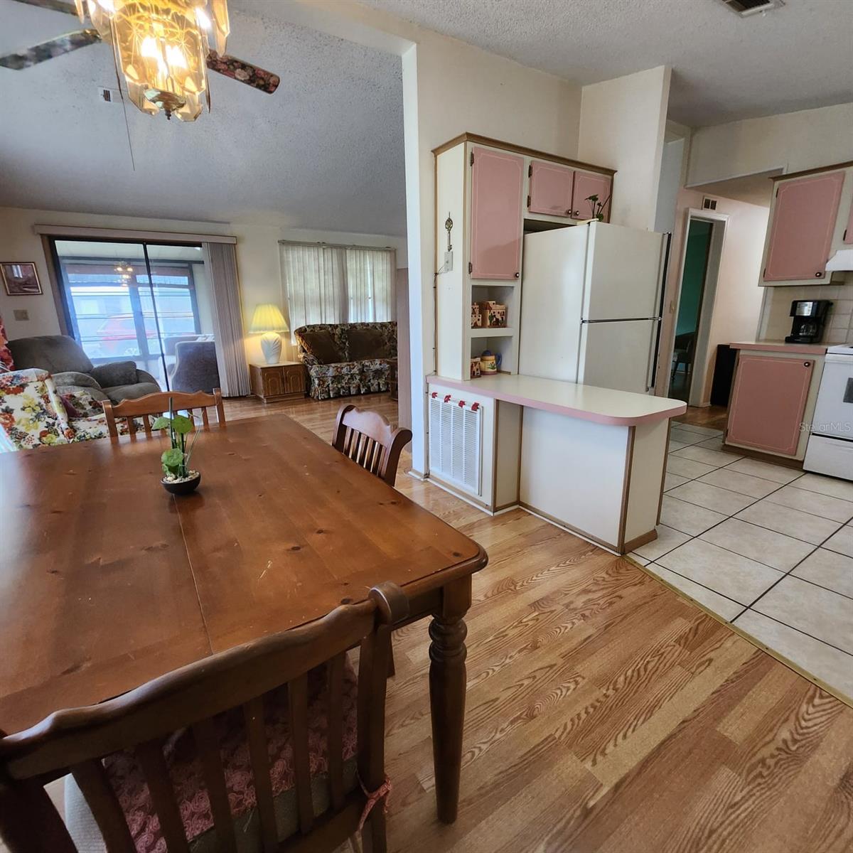 Image 28 of 43 For 1012 Parker Place