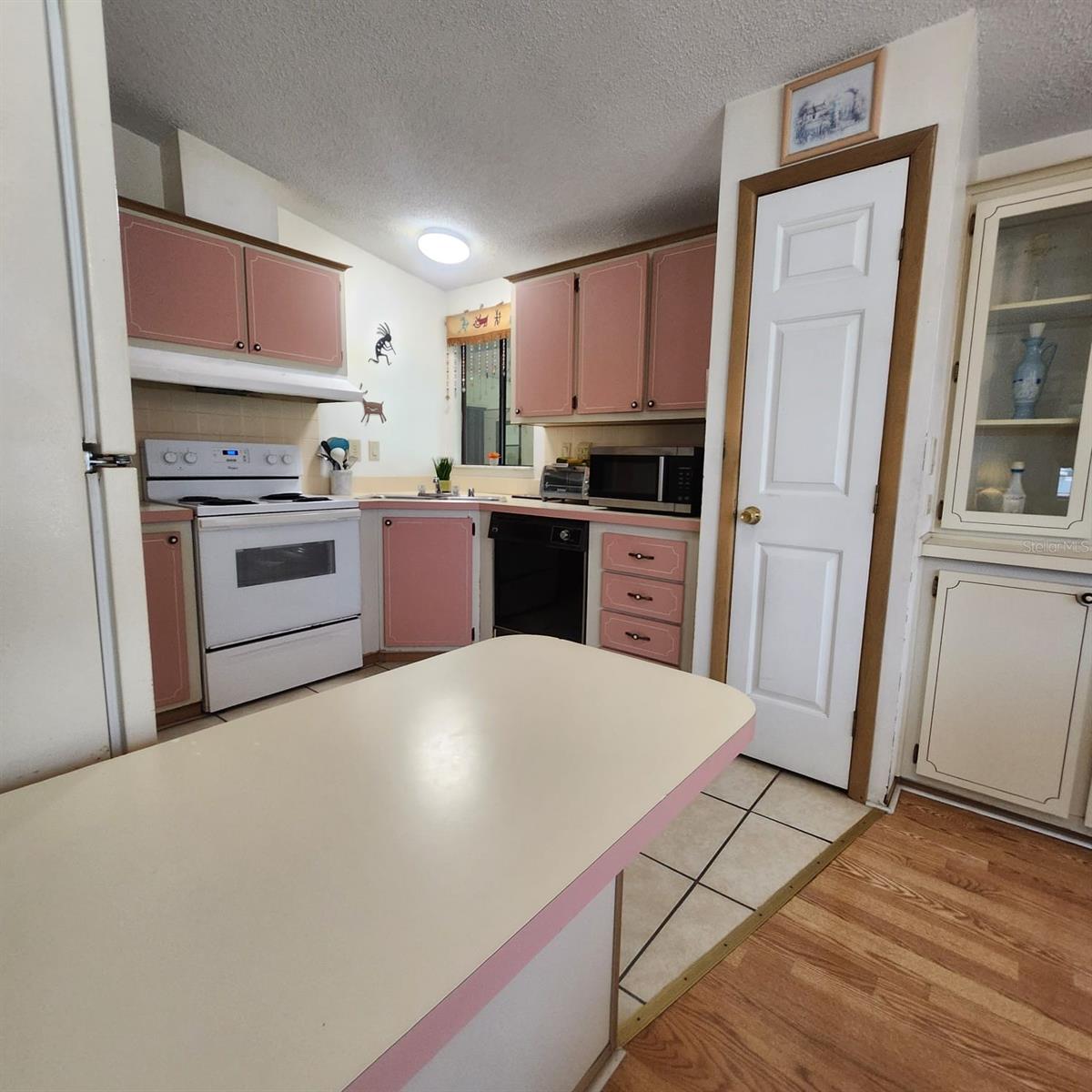 Image 29 of 43 For 1012 Parker Place