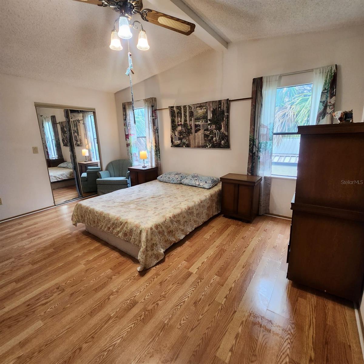 Image 31 of 43 For 1012 Parker Place