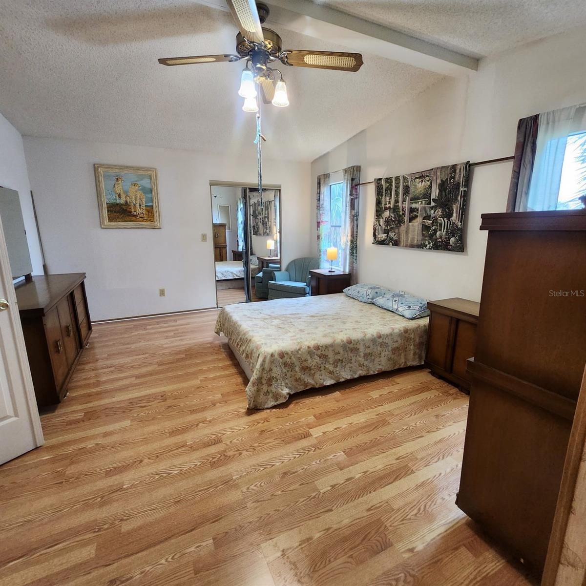 Image 34 of 43 For 1012 Parker Place