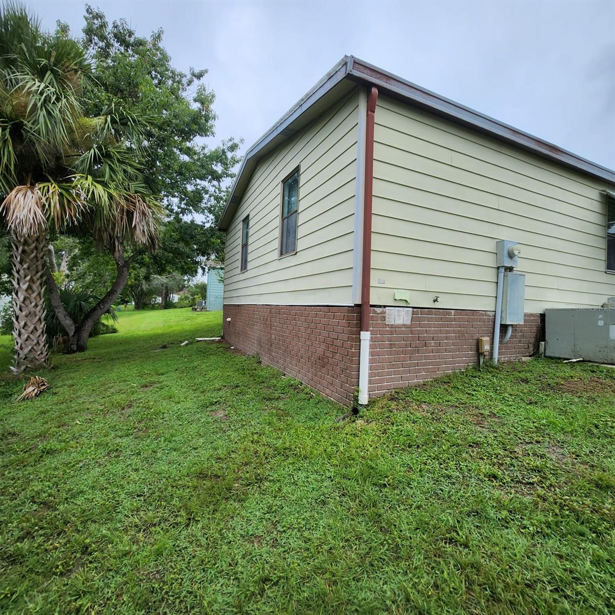 Image 40 of 43 For 1012 Parker Place