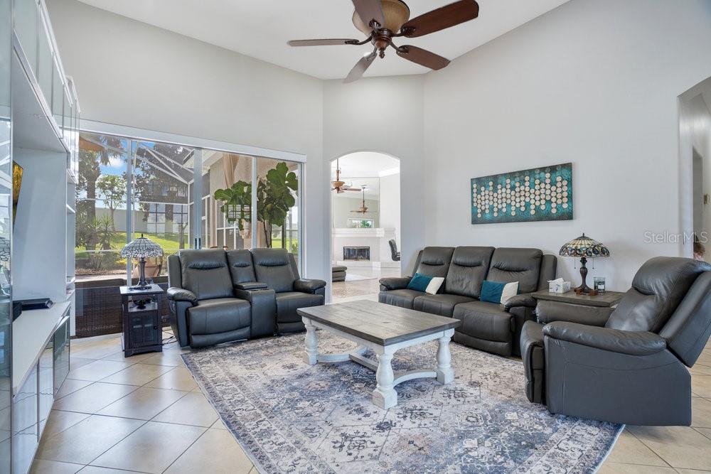 Image 6 of 46 For 8155 Canyon Lake Circle