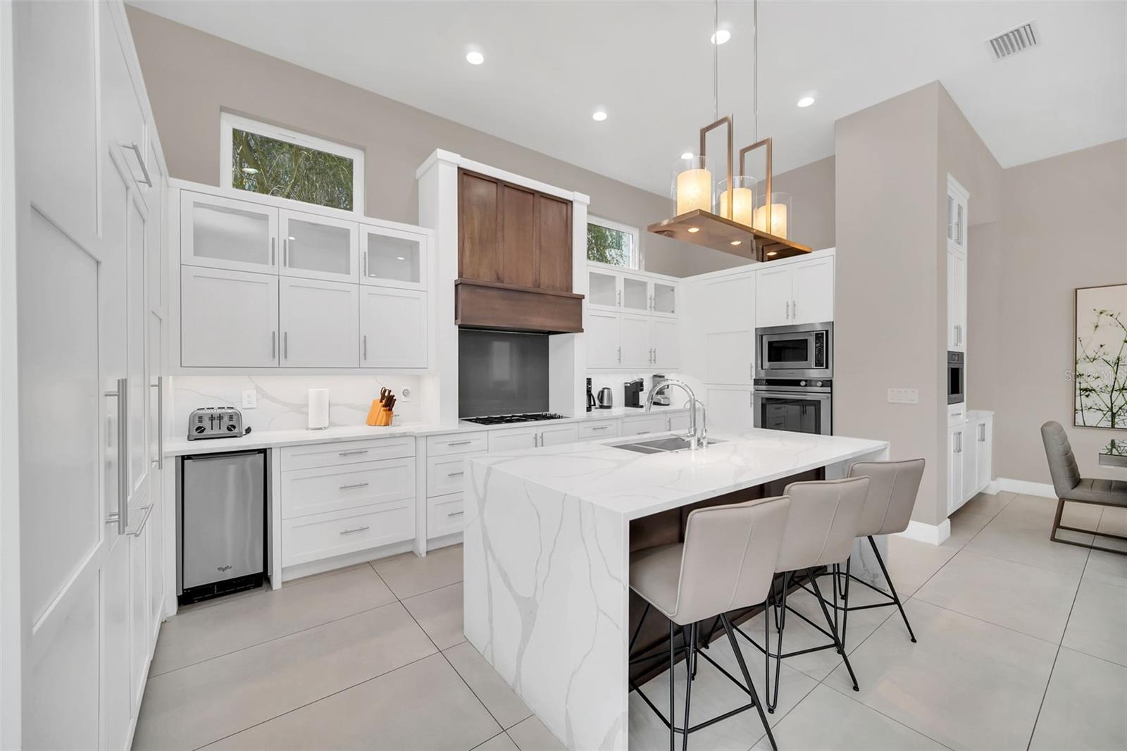 Image 15 of 76 For 885 Desert Mountain Court