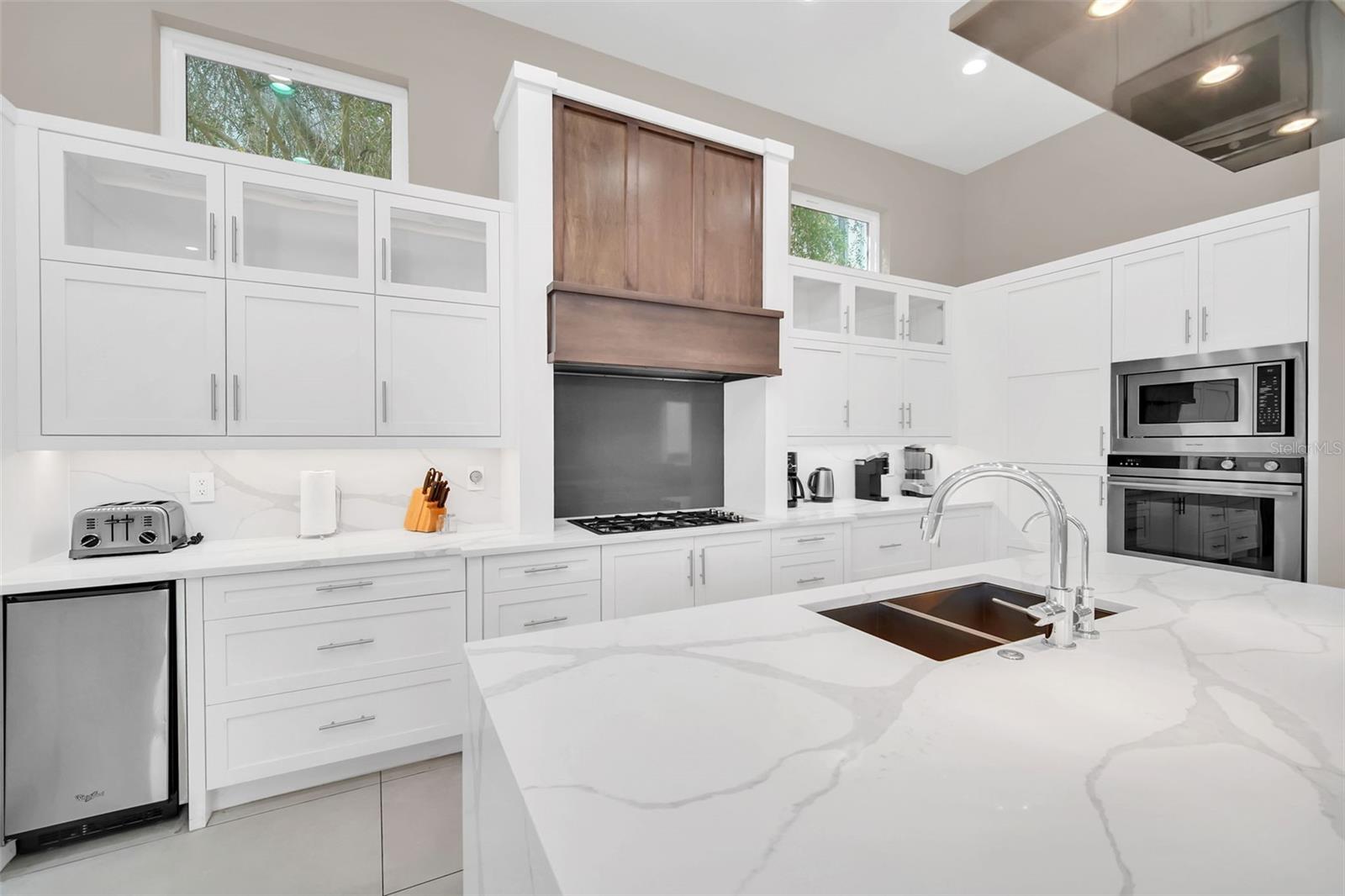 Image 17 of 76 For 885 Desert Mountain Court