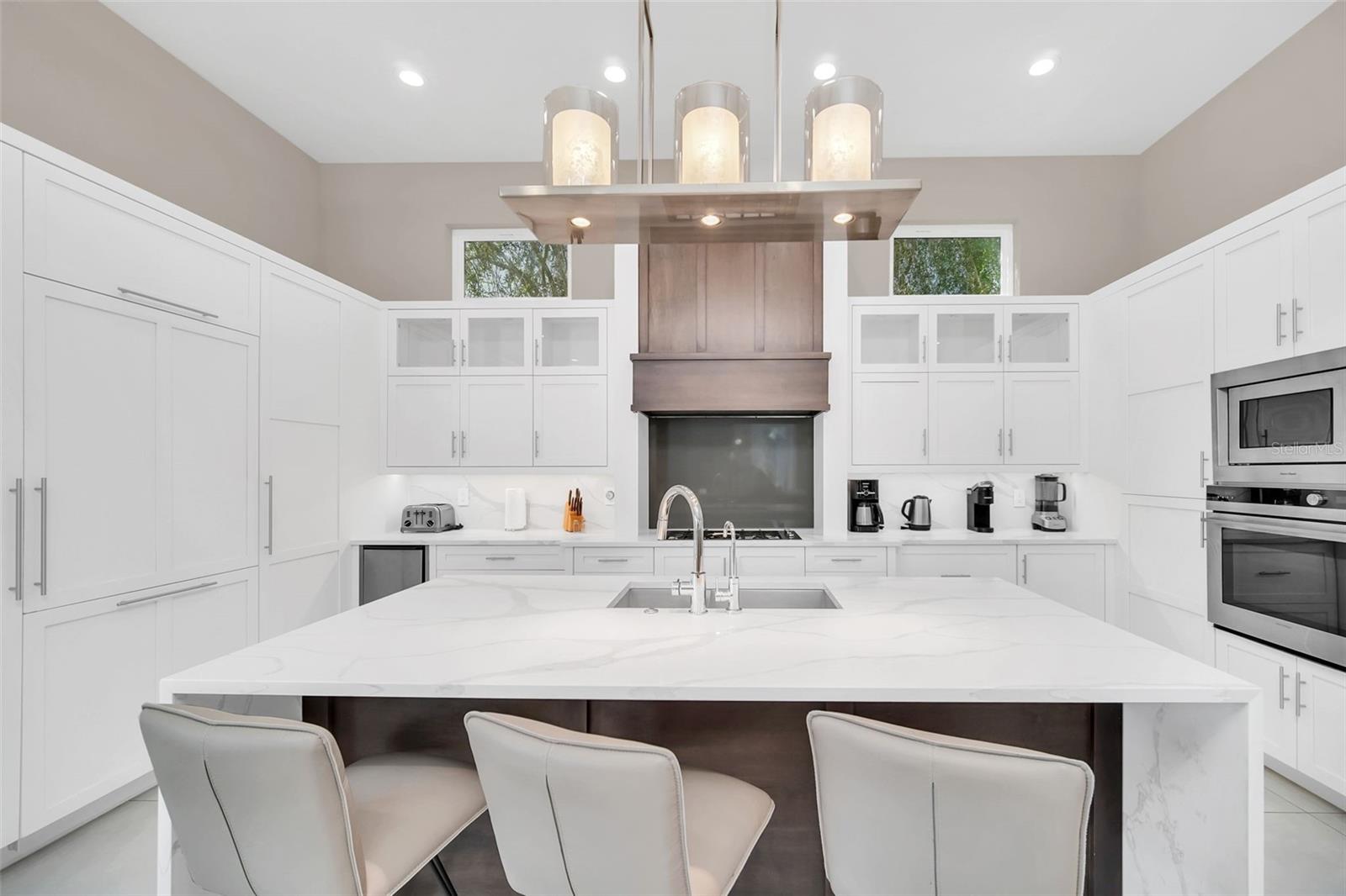 Image 18 of 76 For 885 Desert Mountain Court