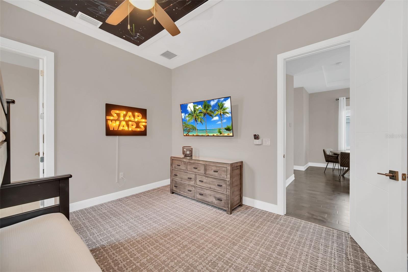 Image 42 of 76 For 885 Desert Mountain Court