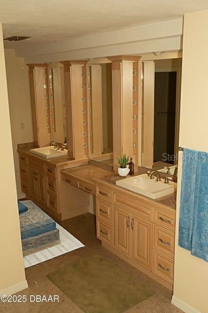 Image 12 of 23 For 829 Beach Street