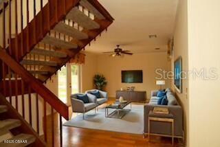 Image 5 of 23 For 829 Beach Street
