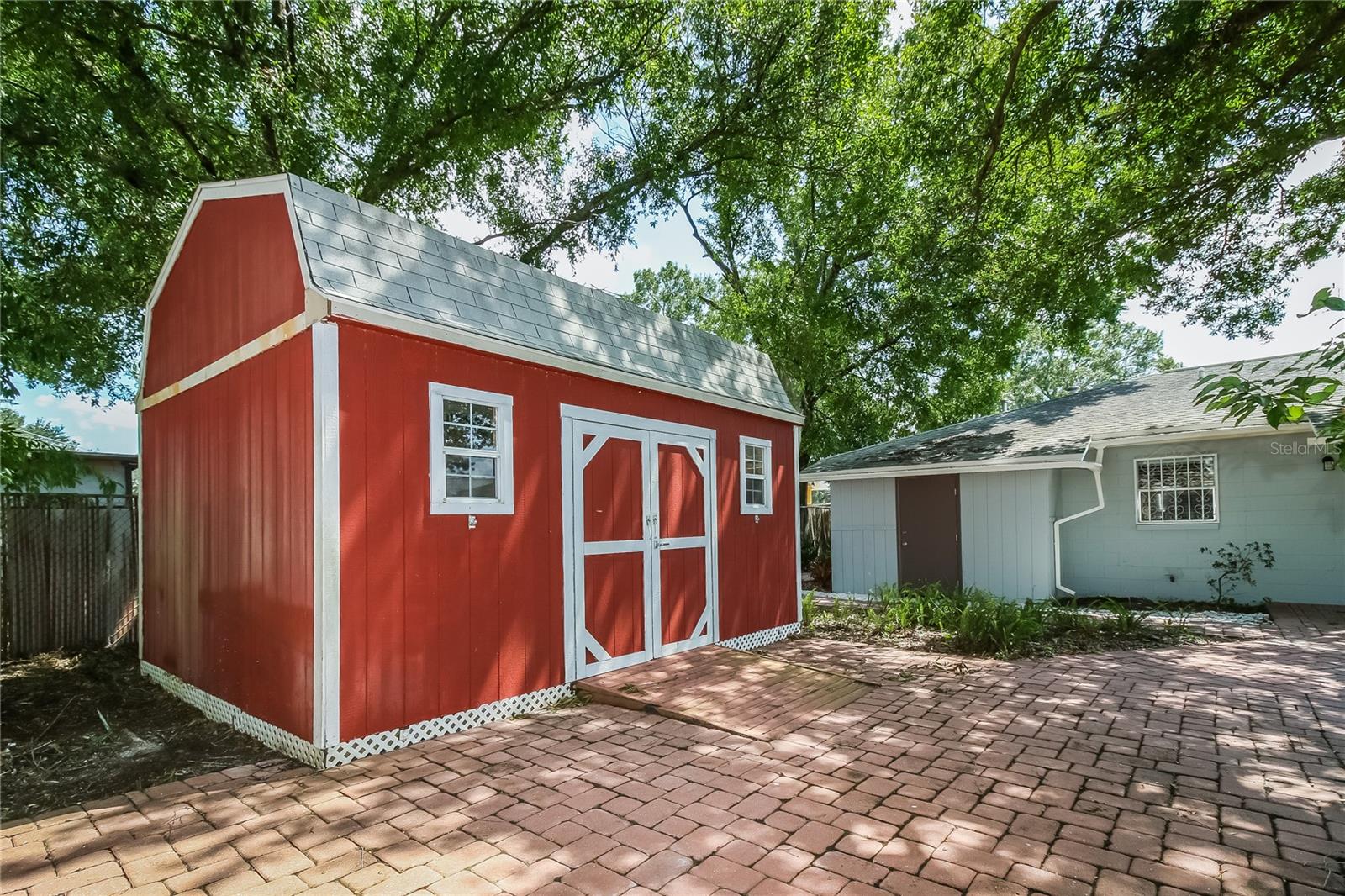 Image 16 of 16 For 804 Greenbriar Drive