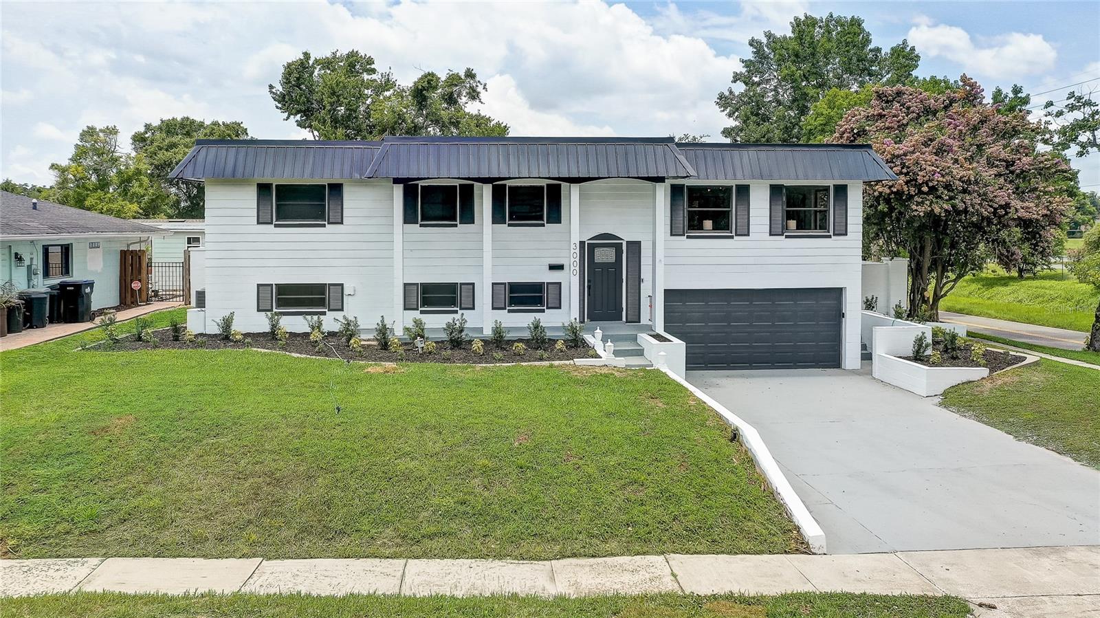 Image 2 of 66 For 3000 Greenmount Road
