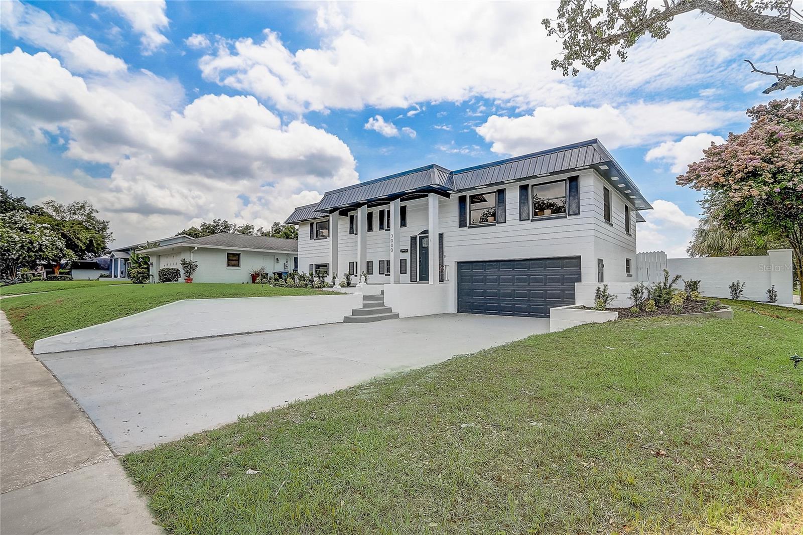 Image 3 of 66 For 3000 Greenmount Road