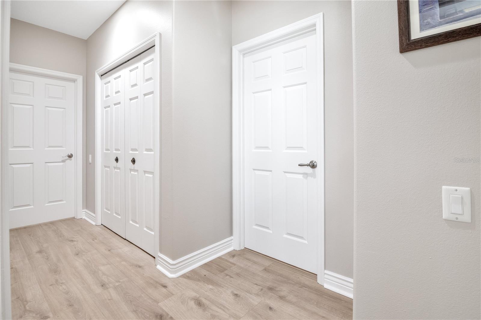 Image 29 of 58 For 7135 Horizon Circle