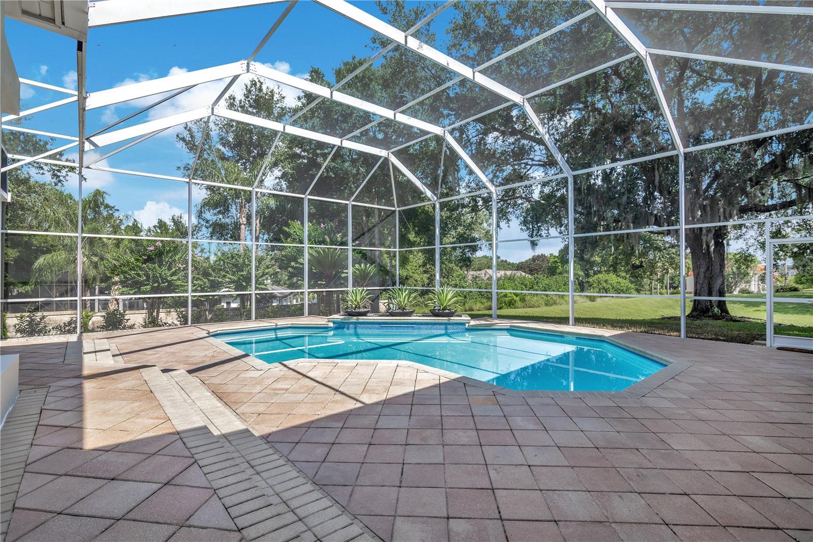 Image 38 of 58 For 7135 Horizon Circle