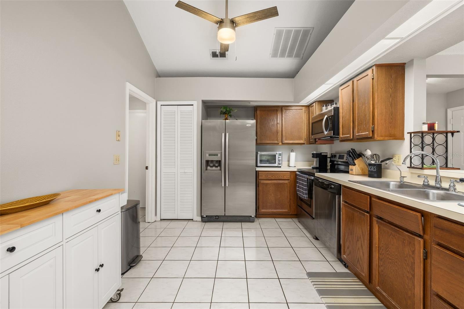 Image 13 of 73 For 2259 Doulton Drive