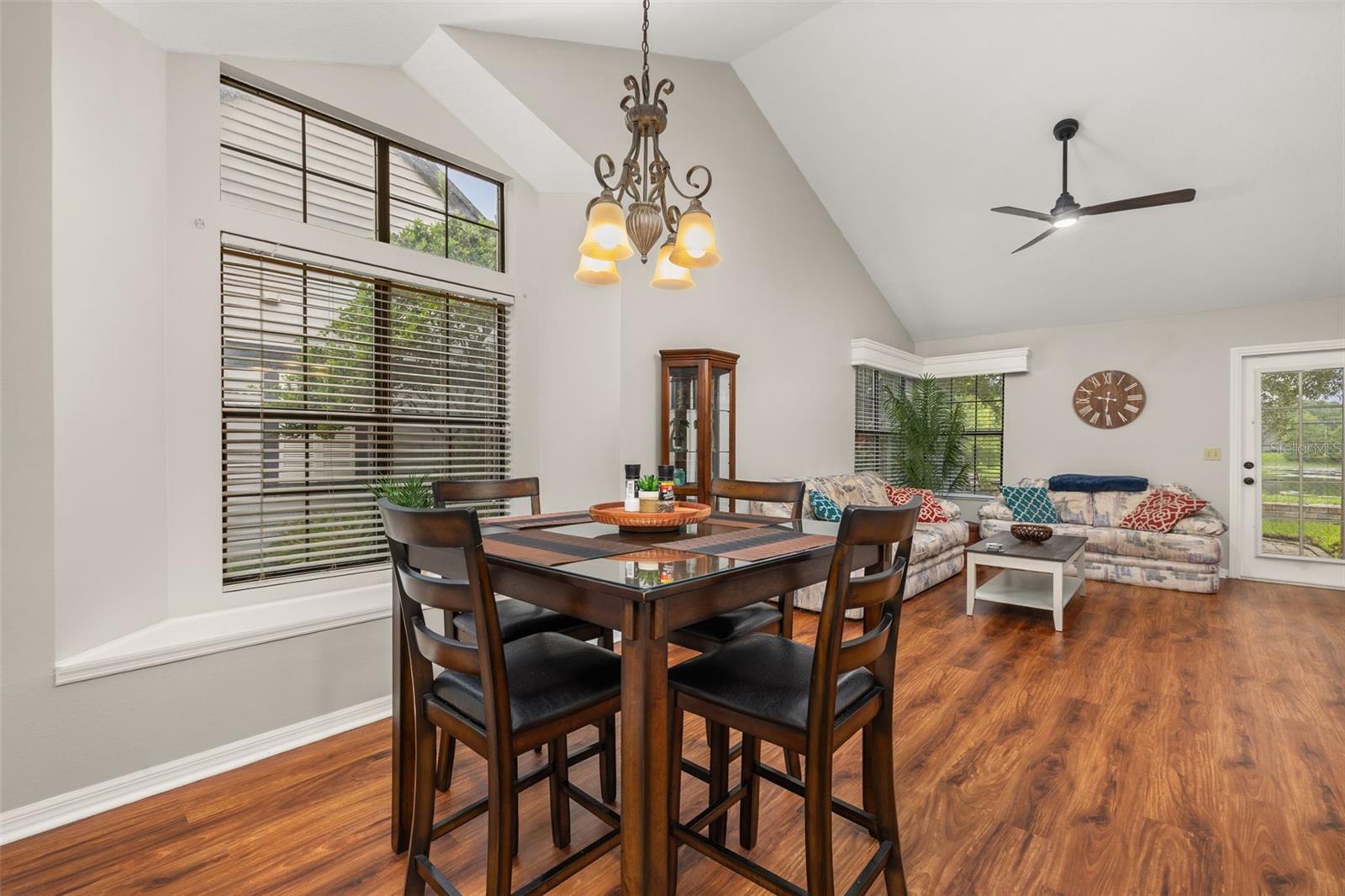 Image 21 of 73 For 2259 Doulton Drive